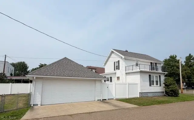 602 4th Nw Street, New Philadelphia, OH 44663 - #2
