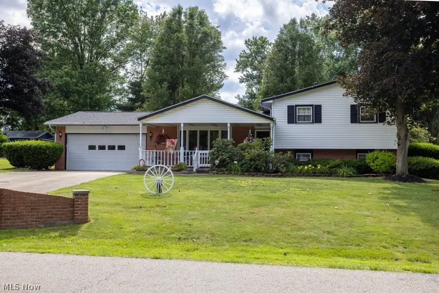 8639 Candlewood Nw Avenue, North Canton, OH 44720 - #2