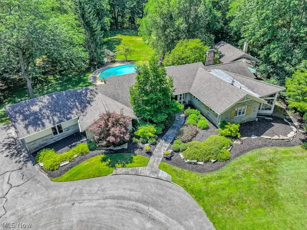 4774 Sherwin Road, Kirtland, OH 44094