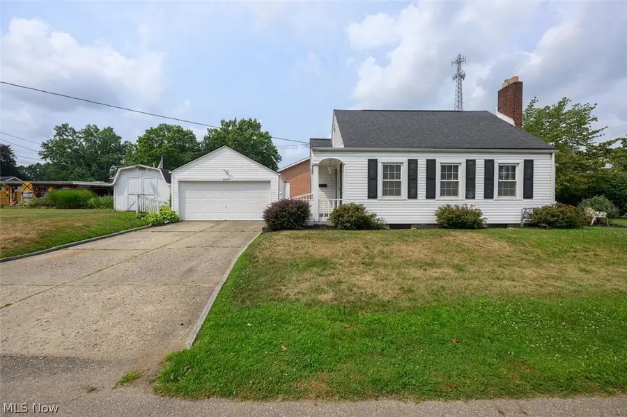 300 W 22nd Street, Dover, OH 44622 - #2