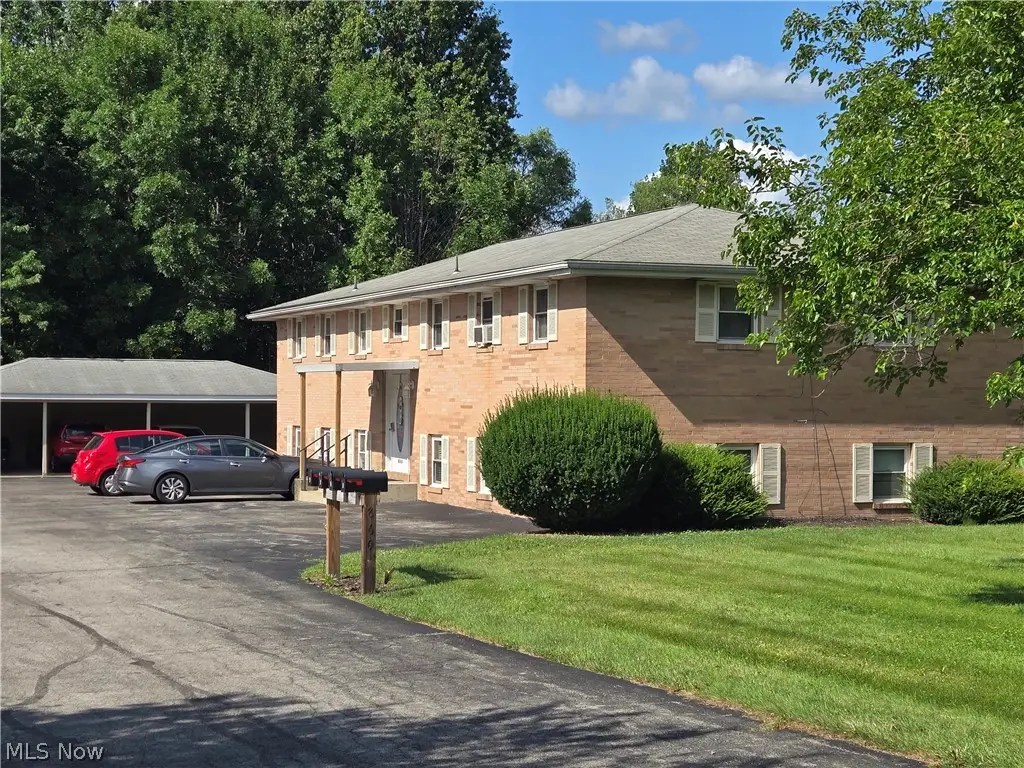 860 Mathews Road, Youngstown, OH 44512 - #1