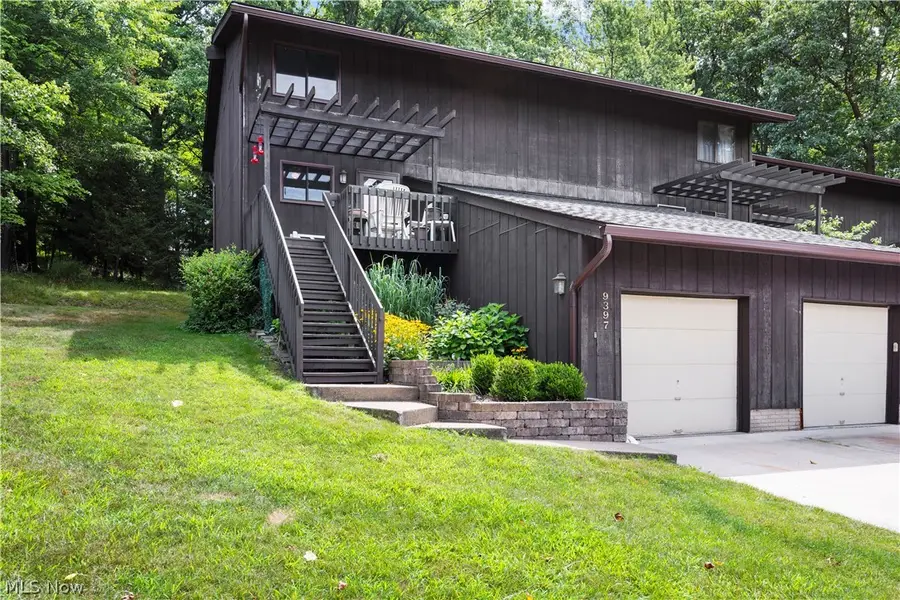 9397 Bassett Lane, North Royalton, OH 44133 - #2