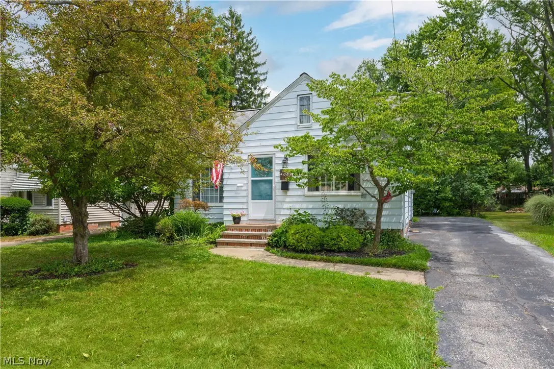 4089 W 229th Street, Fairview Park, OH 44126 - #1