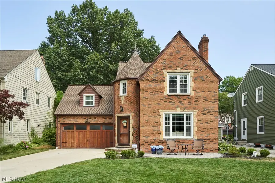 19670 S Sagamore Road, Fairview Park, OH 44126 - #2