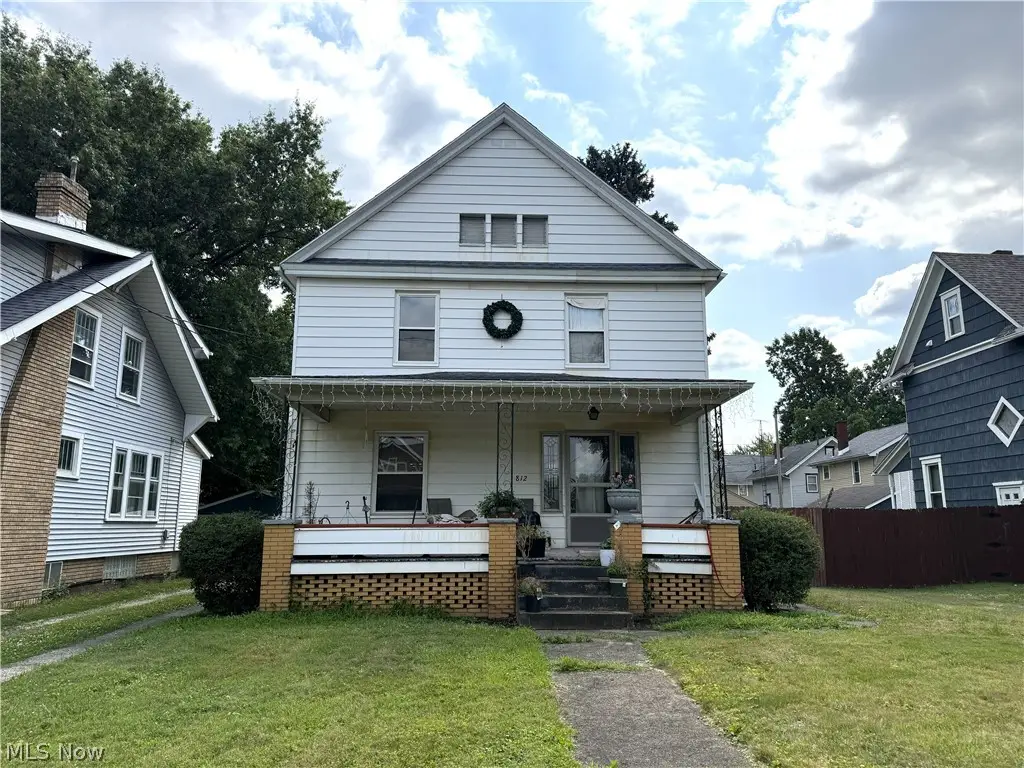 812 Clarendon Nw Avenue, Canton, OH 44708 - #1