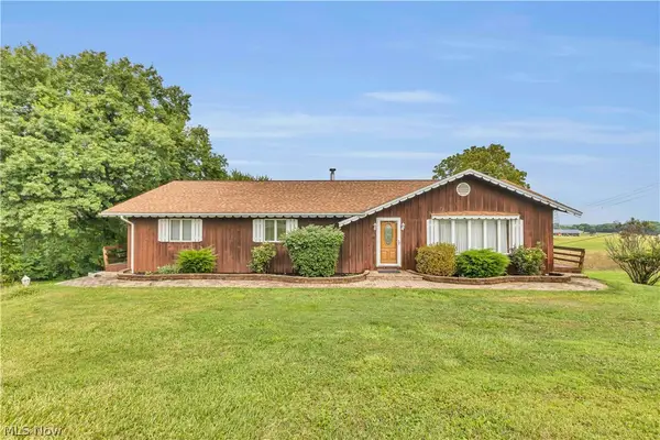 2538 Tabor Ridge Ne Road, Mineral City, OH 44656