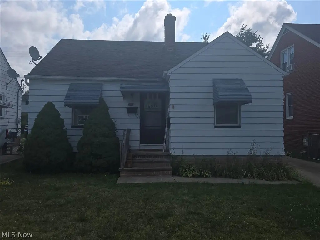 4667 E 86th Street, Garfield Heights, OH 44125 - #1