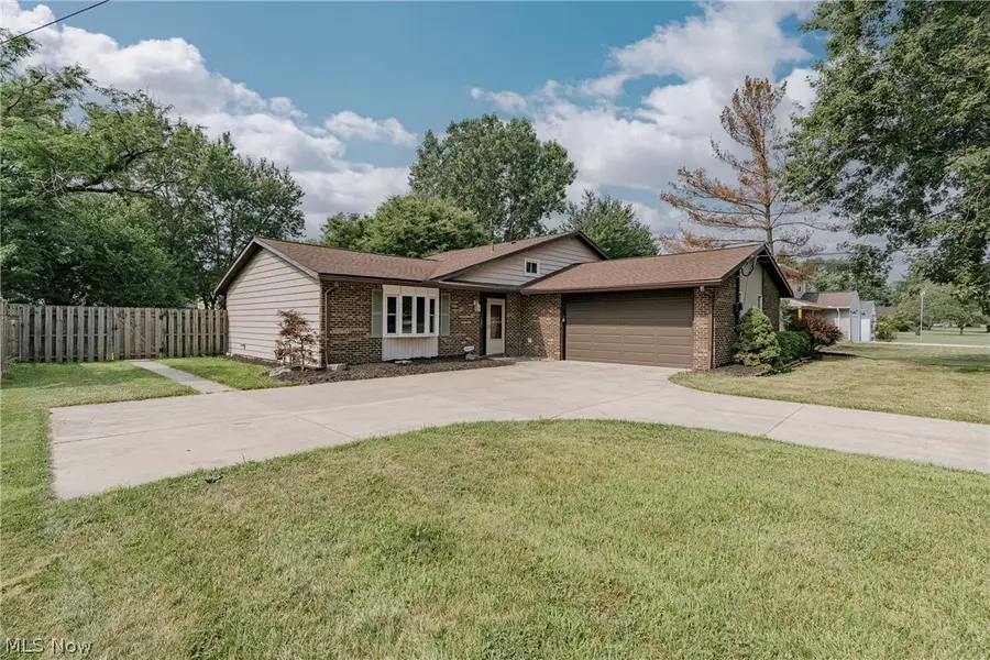 24875 Westwood Road, Westlake, OH 44145 - #2