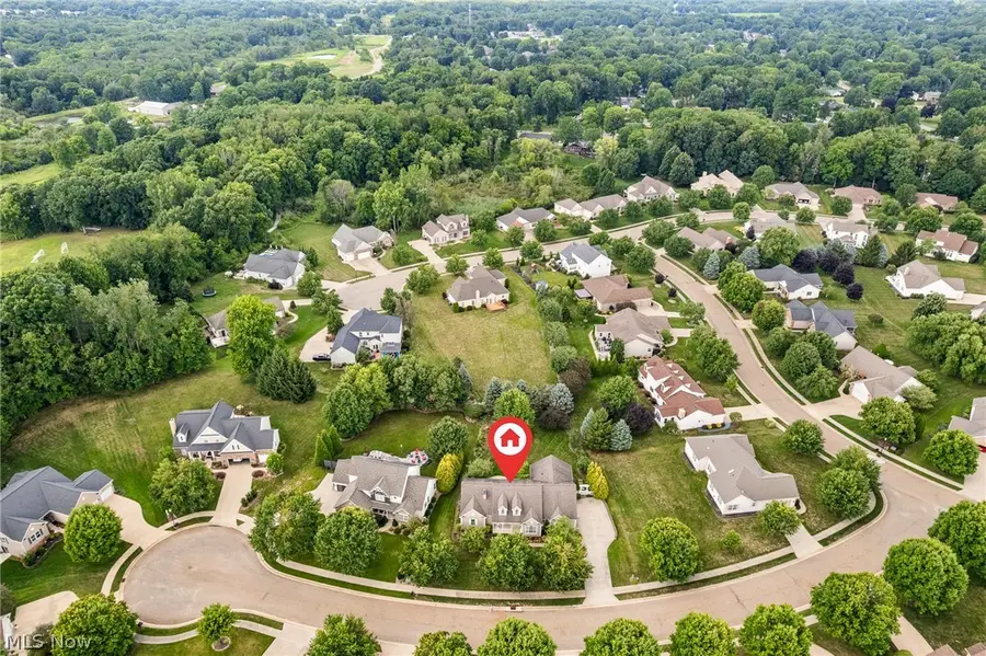 1829 Swanhurst Ne Circle, North Canton, OH 44720 - #3