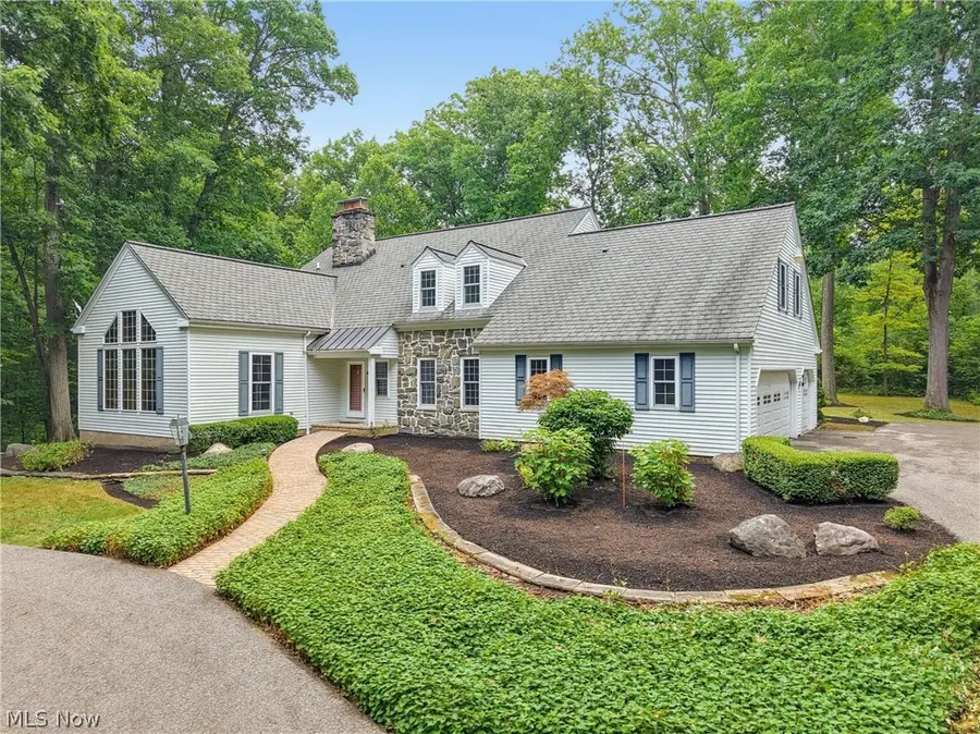 20 Stonecreek Drive, Chagrin Falls, OH 44022 - #2