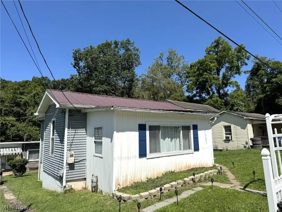 306 Walnut Street, Clay, WV 26138 - #2
