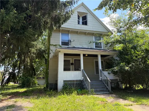 945 E 149th Street, Cleveland, OH 44110