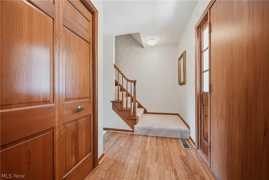 135 Seneca Sw Trail, Hartville, OH 44632 - #3