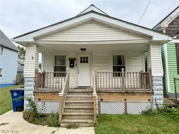 3023 Barber Avenue, Cleveland, OH 44113