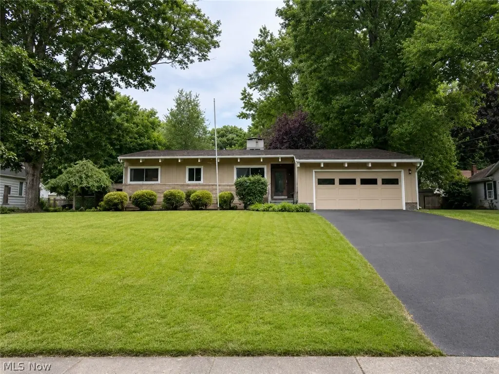 570 Mardon Avenue, Akron, OH 44303 - #1
