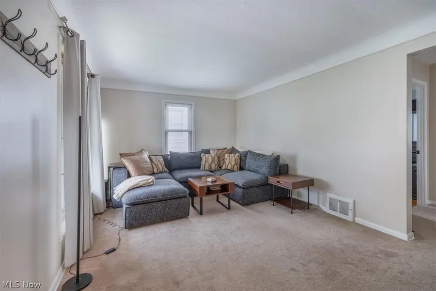 4310 Lincoln Avenue, Cleveland, OH 44134 - #3
