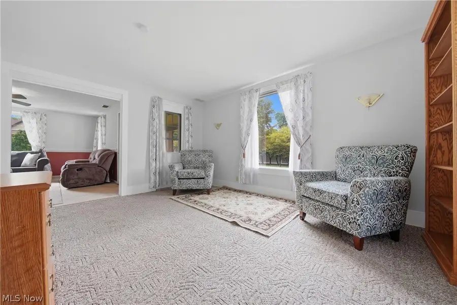 143 E Highland Avenue, Ravenna, OH 44266 - #3
