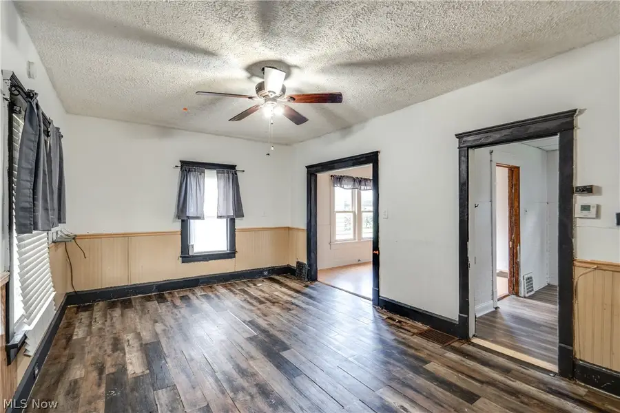 1527 Alden Sw Avenue, Canton, OH 44706 - #2