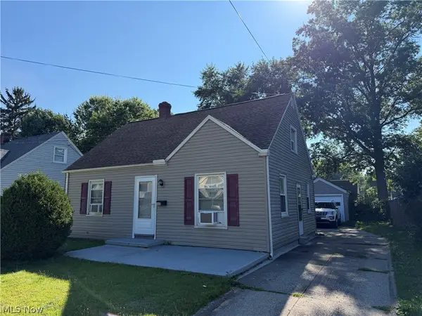 866 Chinook Avenue, Akron, OH 44305