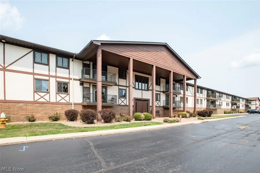 4849 Grace Road #203, North Olmsted, OH 44070 - #2