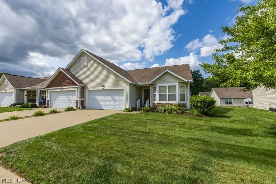 3069 Somerset Drive, Lakemore, OH 44312 - #2