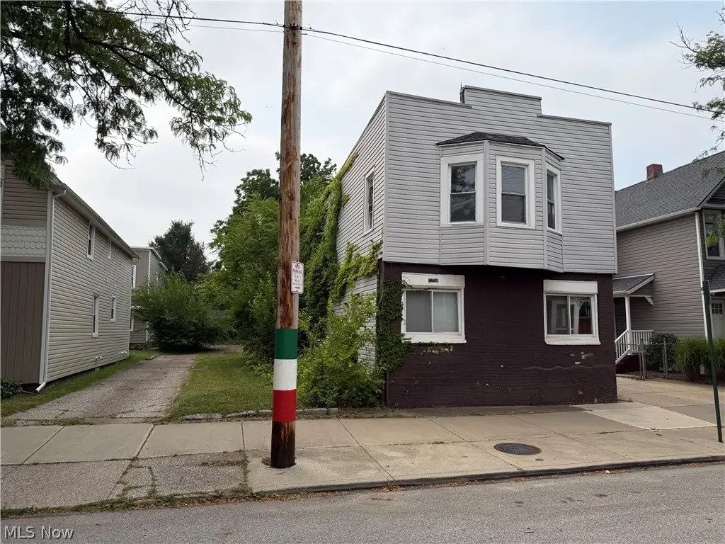 1258 W 65th Street, Cleveland, OH 44102 - #1