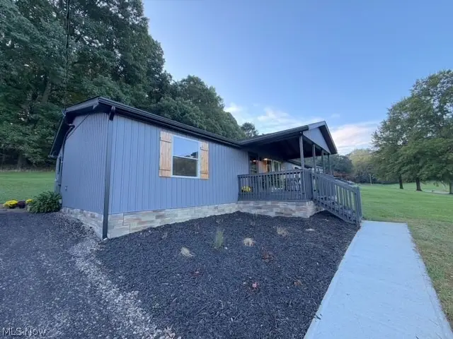 131 Baltzley Valley Ne Road, New Philadelphia, OH 44663 - #2