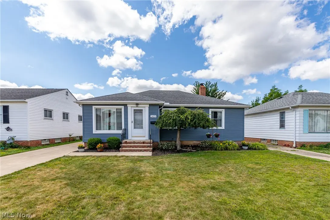 3409 Commonwealth Drive, Parma, OH 44134 - #1