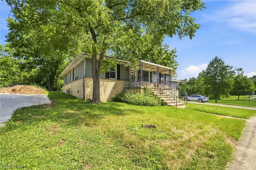 178 Groveland Street, Oberlin, OH 44074 - #2