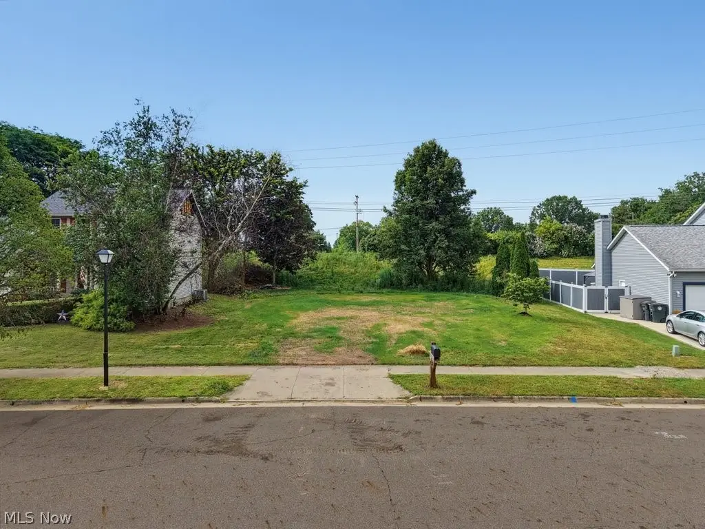 2238 Canterbury Circle, Akron, OH 44319 - #1