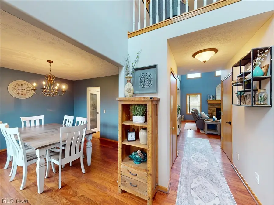 2450 Fairchild Nw Circle, Uniontown, OH 44685 - #2
