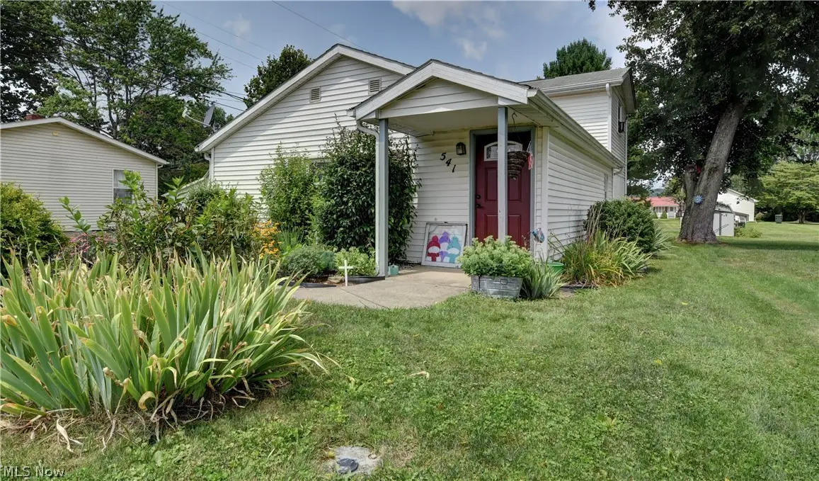 541 Grand Nw Street, Bolivar, OH 44612 - #1
