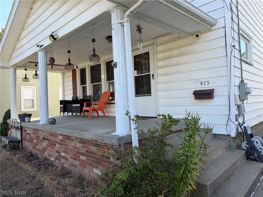 415 W 8th Street, Dover, OH 44622 - #3