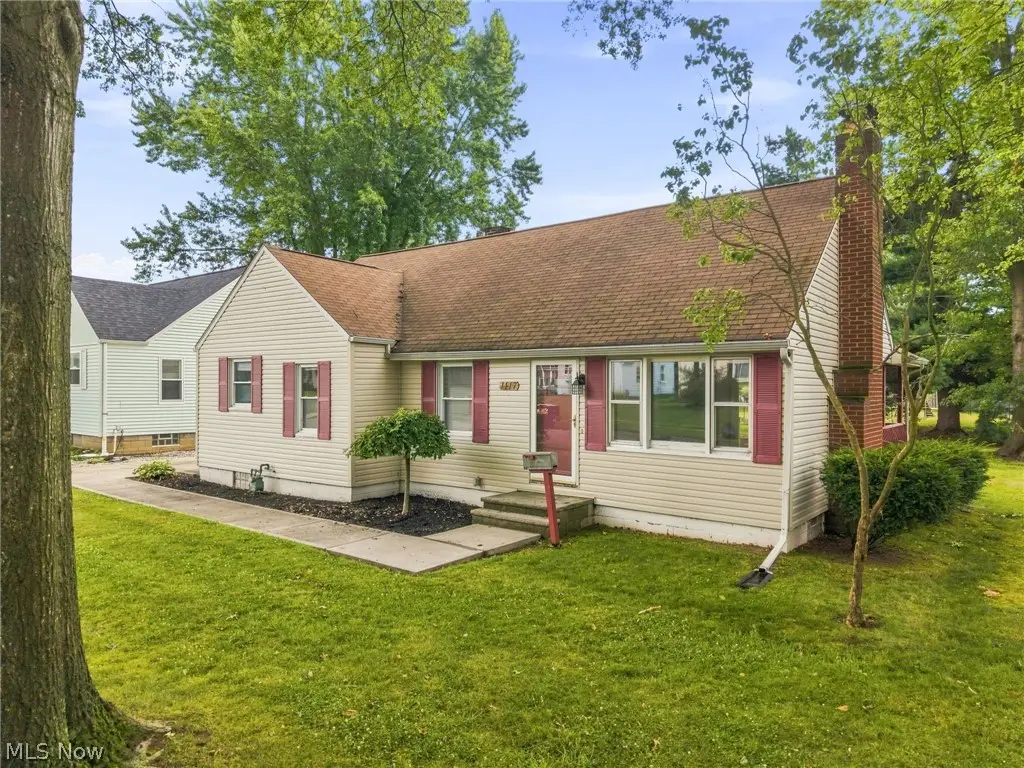 1117 Taggart Nw Street, Massillon, OH 44646 - #1