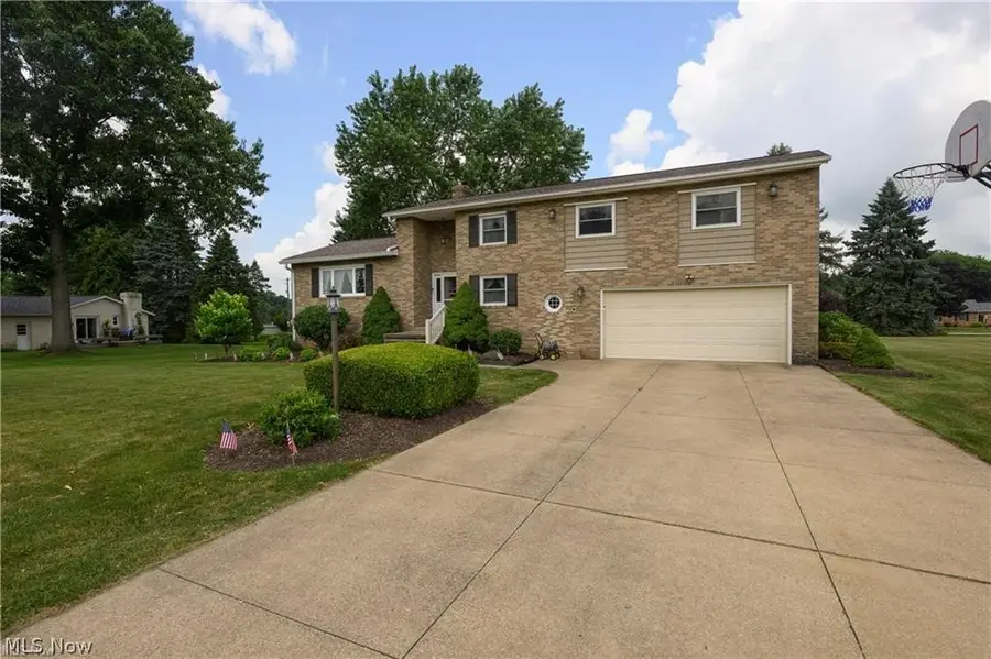 6775 Lake Cable Nw Avenue, North Canton, OH 44720 - #2