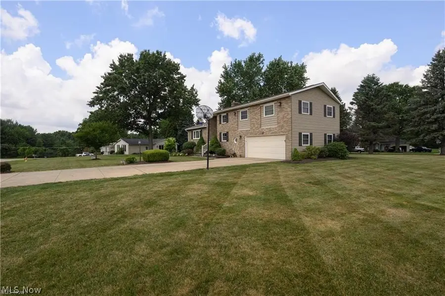 6775 Lake Cable Nw Avenue, North Canton, OH 44720 - #3