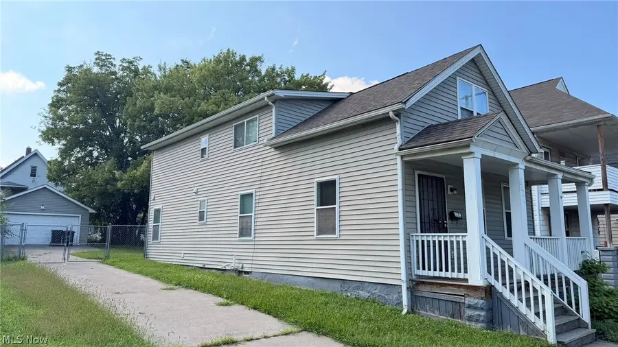 3624 E 59th Street, Cleveland, OH 44105 - #2