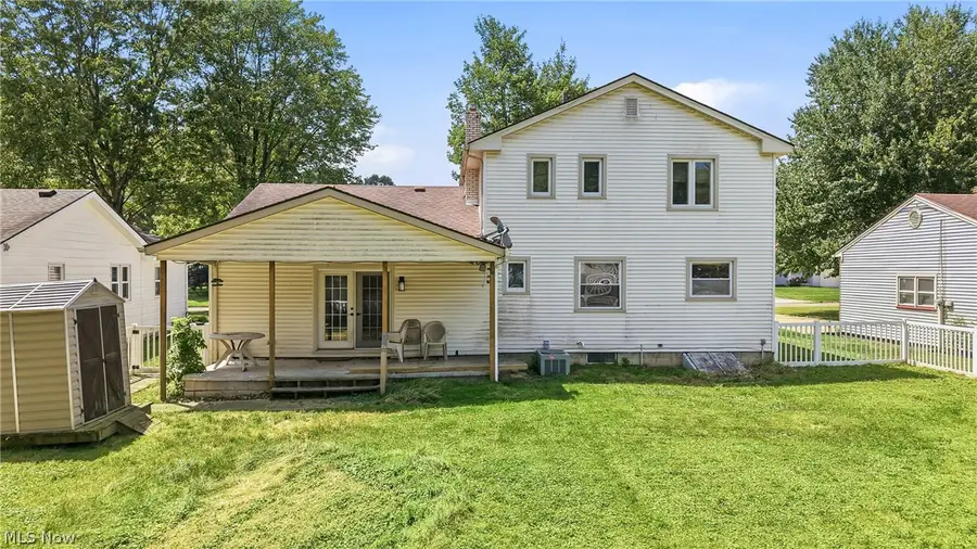 349 Westview Avenue, Hubbard, OH 44425 - #2