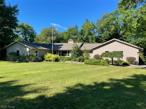 5741 Herbert Road, Canfield, OH 44406