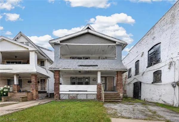 12000 Kinsman Road, Cleveland, OH 44120