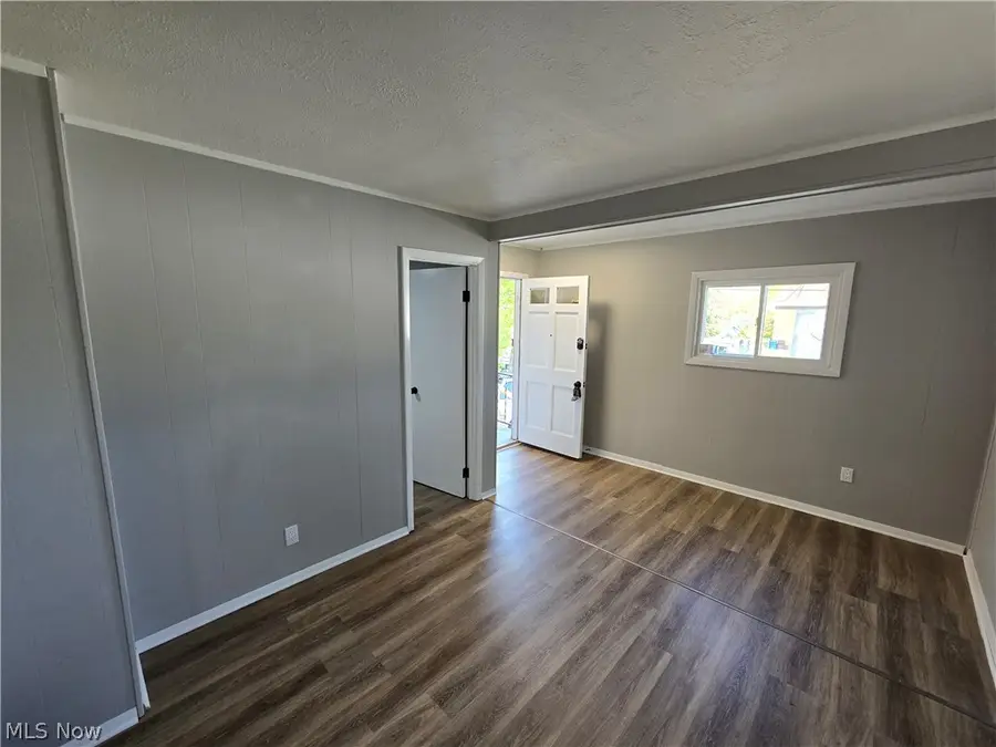 15788 Mandalay Avenue, Cleveland, OH 44110 - #2