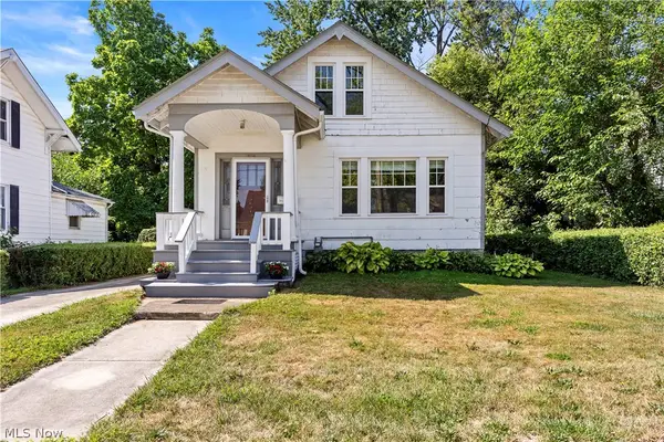 214 Erie Street, Elyria, OH 44035