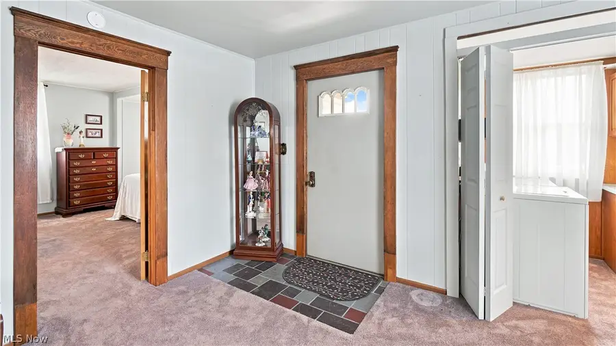 2005 E Wheeling Avenue, Cambridge, OH 43725 - #2