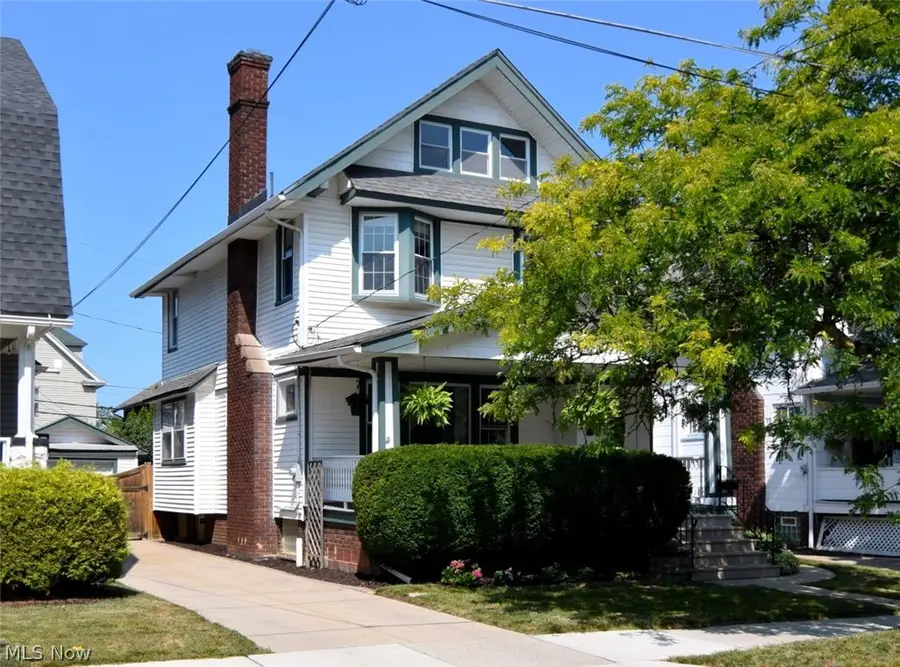 1190 Gladys Avenue, Lakewood, OH 44107 - #2