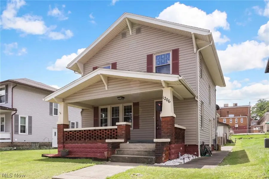 1206 Stewart Avenue, Cambridge, OH 43725 - #2