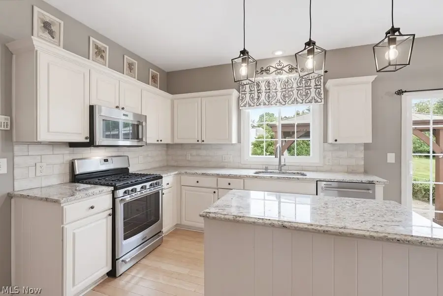 533 Continental Drive, Sagamore Hills, OH 44067 - #2