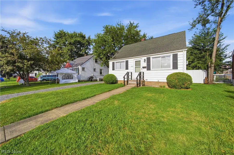 2643 Fletcher Ne Avenue, Canton, OH 44705 - #2
