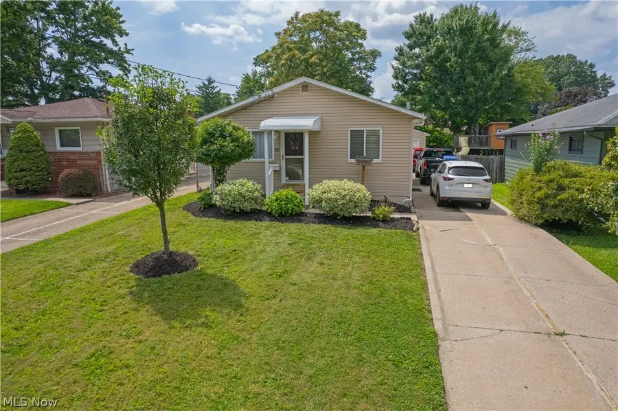 510 Hilbish Avenue, Akron, OH 44312 - #3