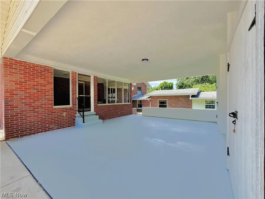961 Lakeview Drive, Parkersburg, WV 26104 - #3