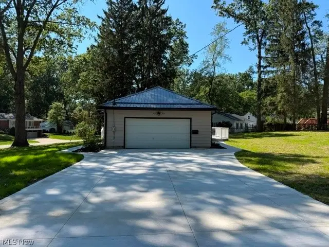 3045 Endicott Way, Silver Lake, OH 44224 - #2